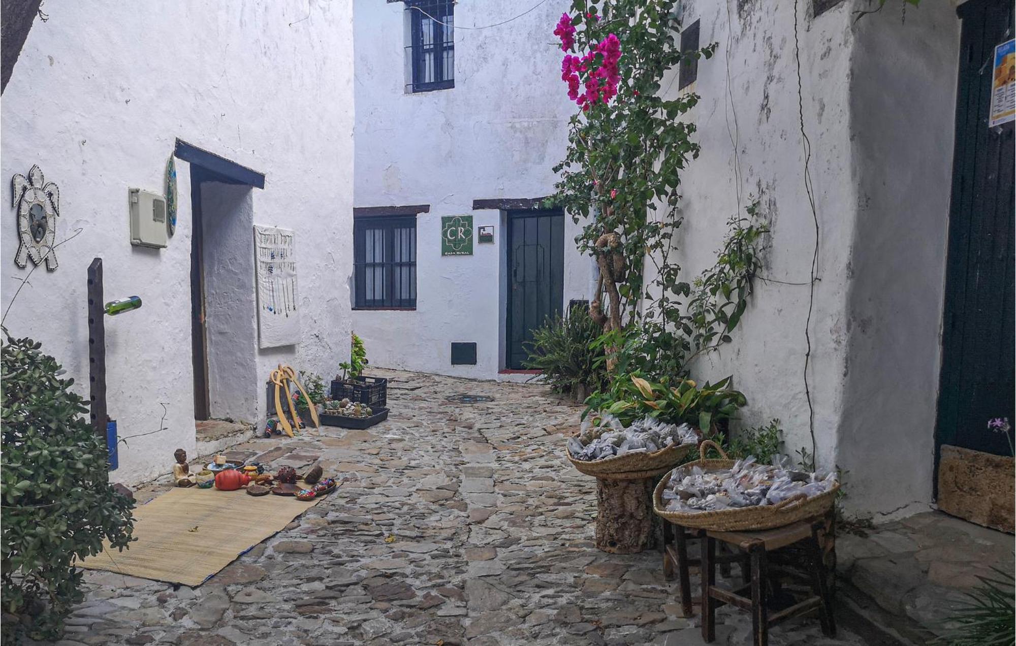 Awesome Home In Algatocín Exterior photo